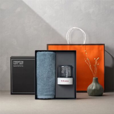 송월타올 프리미엄 선물 세트 수건 기념품제작 송월 라이트 무지40 1P 쓰리세븐 KR 050C 손톱깎이 세트 1P 대표이미지